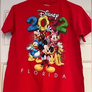 Disney kids Tshirt Red size MD (8)